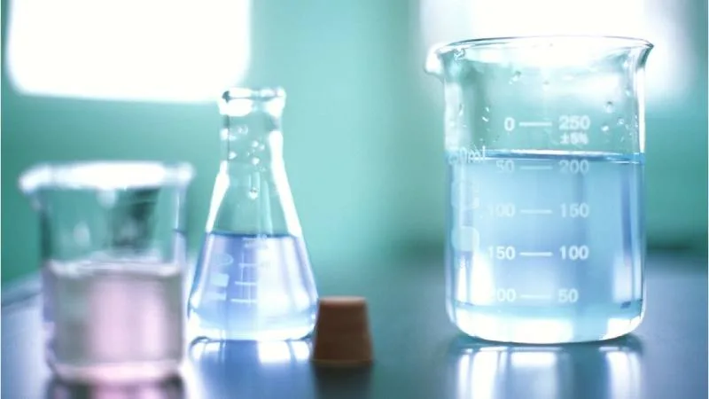 حلال های شیمیایی